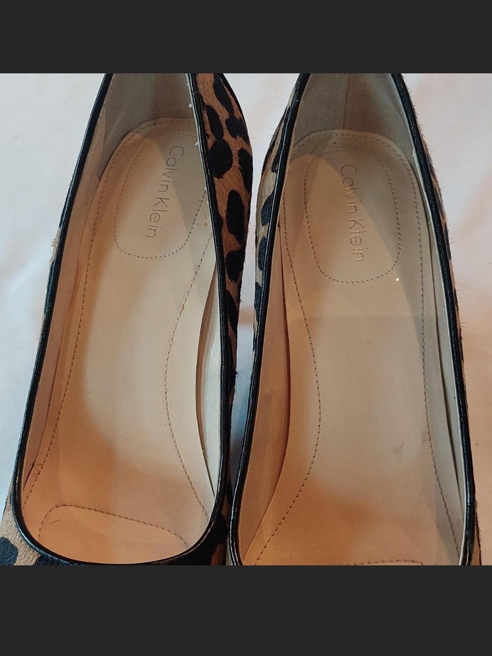 Calvin Klein Dolly Leopard Calf Hair Pointed Toe Pumps E3707 Sz 6.5 - Picture 5 of 7